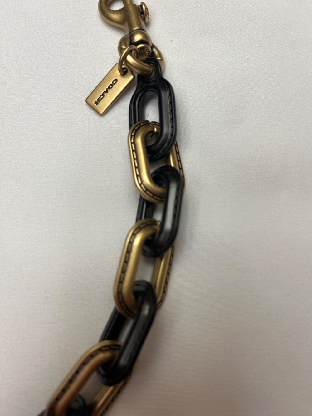 NWOT COACH Brand Blk/Gold Bag Chain/Charm Accessory.  Metal.  18” Long. - Picture 3 of 6